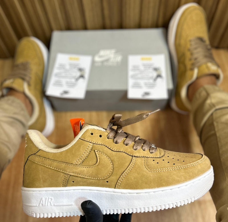 Nike Air Force 1