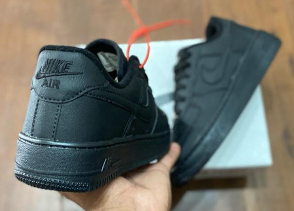Nike Air Force 'Preto' - 38 ao 43